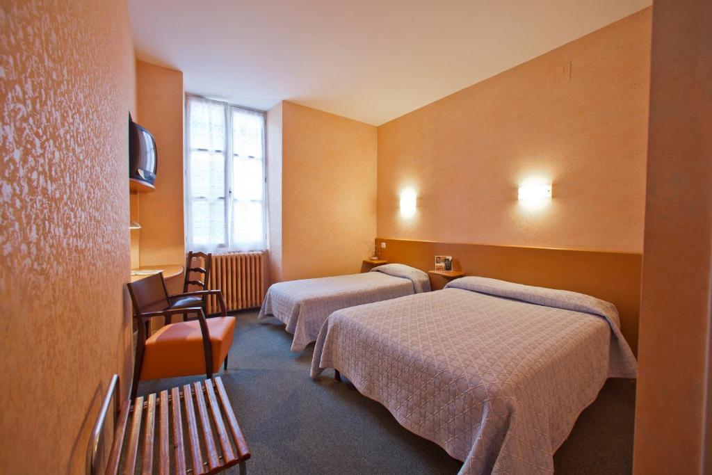 Arudy Logis Hotel De France חדר תמונה