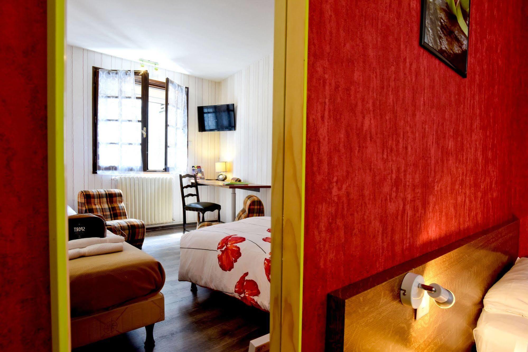 Arudy Logis Hotel De France מראה חיצוני תמונה