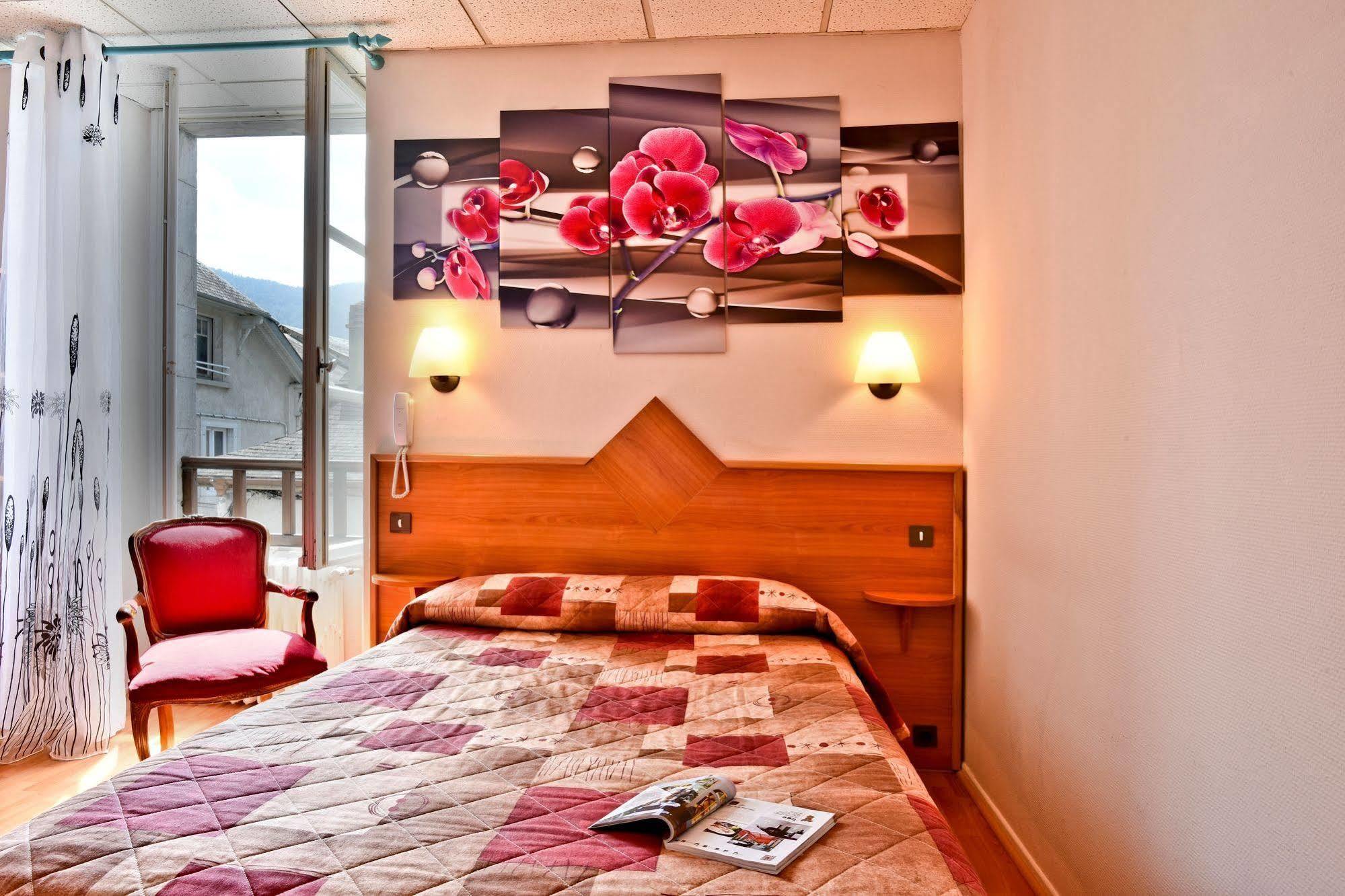 Arudy Logis Hotel De France מראה חיצוני תמונה