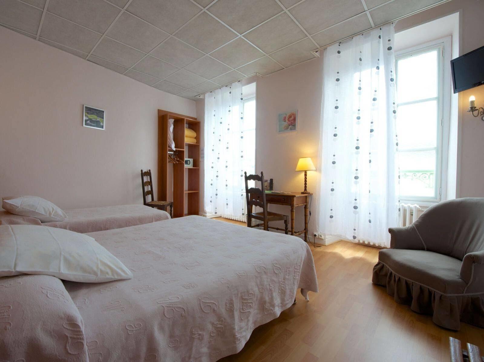 Arudy Logis Hotel De France מראה חיצוני תמונה