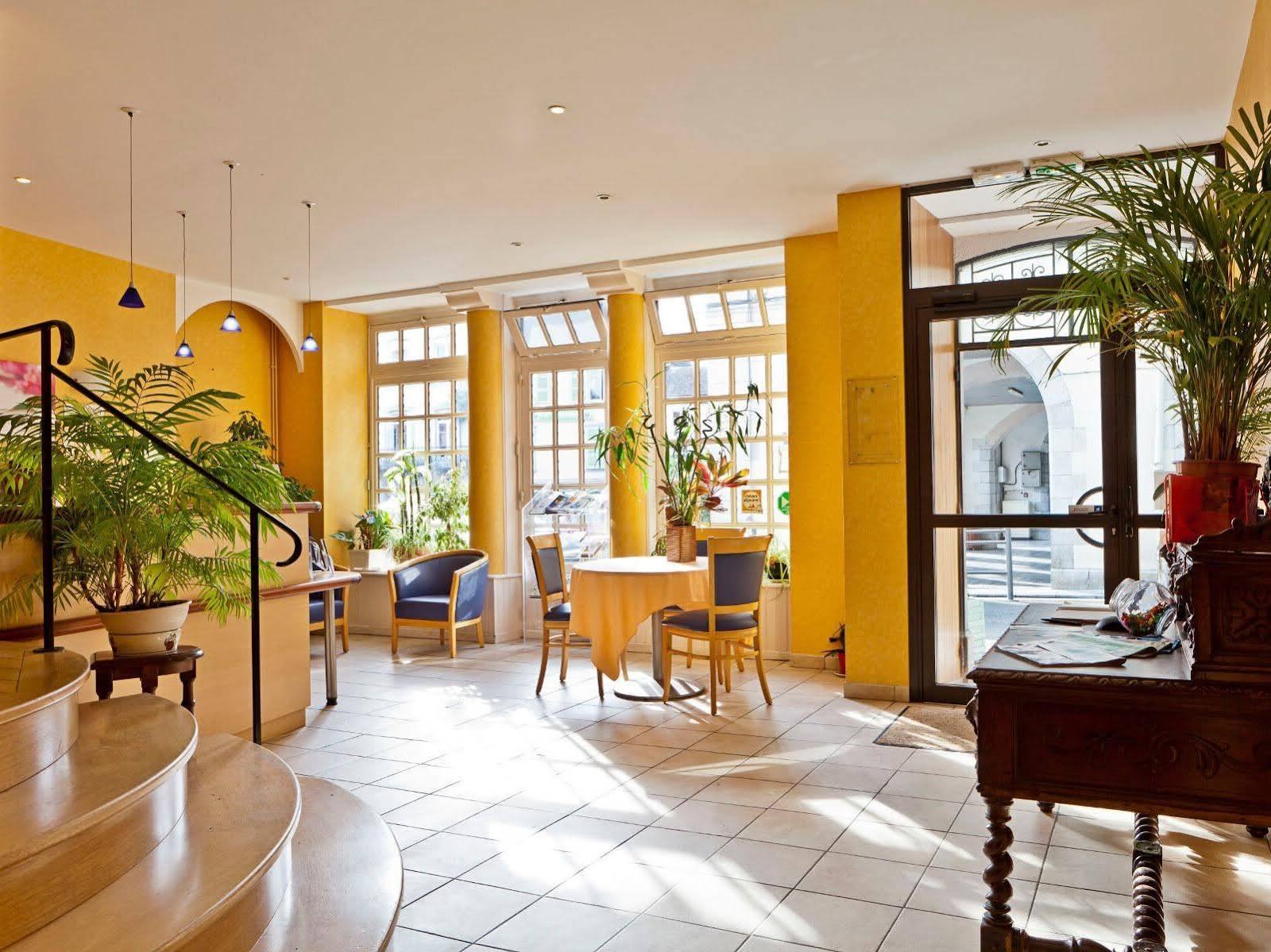 Arudy Logis Hotel De France מראה חיצוני תמונה